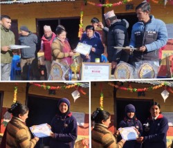 थाहाको हिमालयनले विद्यार्थीलाई गर्यो सम्मान